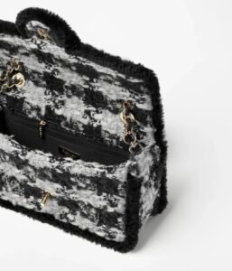 Chanel Large Flap Bag - Image 2