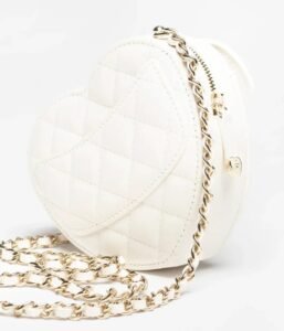 Chanel Heart Clutch With Chain - Image 3