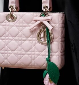 Dioramour Rose Bag Charm - Image 2