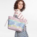 Louis Vuitton Escale Neverfull Mm Pastel Pink - Image 4