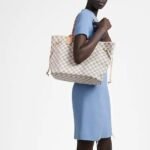 Louis Vuitton  Neverfull Mm Bag Beige - Image 4